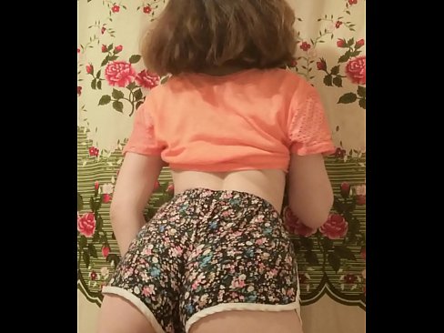 ❤️ Mozo sexy quitándose os calzóns ante a cámara ❌ Super porno en nós ❌❤